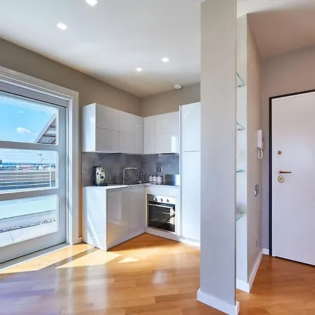 Skyview Penthouse And Terrace Lejlighed Rom