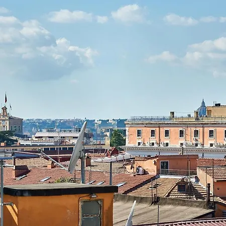 Skyview Penthouse And Terrace Lejlighed Rom